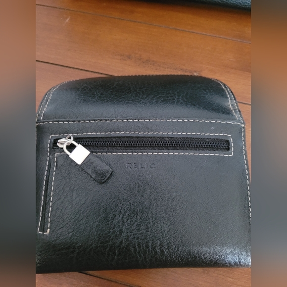 Relic Handbag Tote with Wallet - Picture 12 of 13